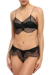 KIKI DE MONTPARNASSE KIKI DE MONTPARNASSE WOMAN SILK-TWILL AND LACE SOFT-CUP BRA BLACK,3074457345620710494