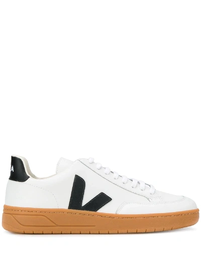 Veja V-12 Leather Low Top Sneakers In White,black