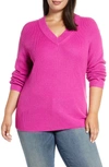 VINCE CAMUTO RIBBED V-NECK SWEATER,9259208