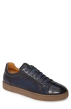 Magnanni Caitin Sneaker In Navy Leather