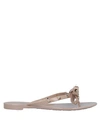 Valentino Garavani Flip Flops In Pink