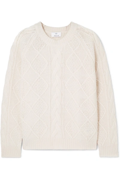 Allude Cable-knit Merino Wool Sweater In Cream