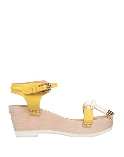 Dsquared2 Sandals In Yellow