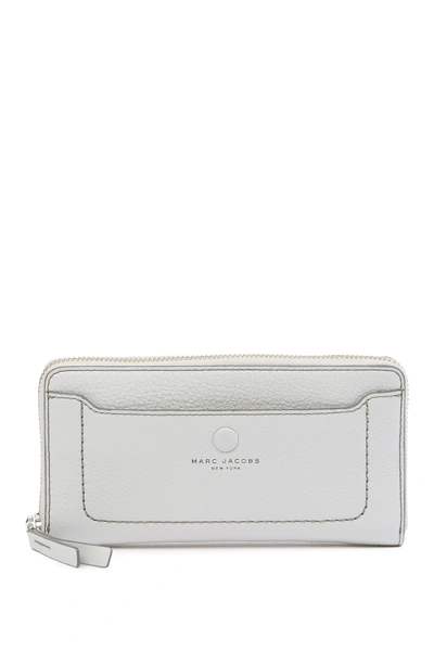 Marc Jacobs Standard Continental Leather Wallet In Light Grey