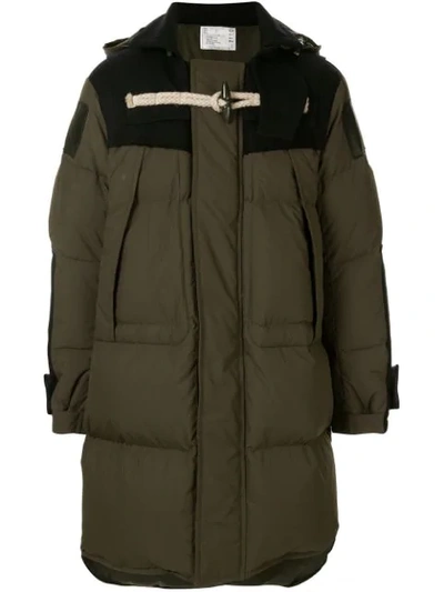 Sacai Toggle Fastening Detail Hooded Coat In Green