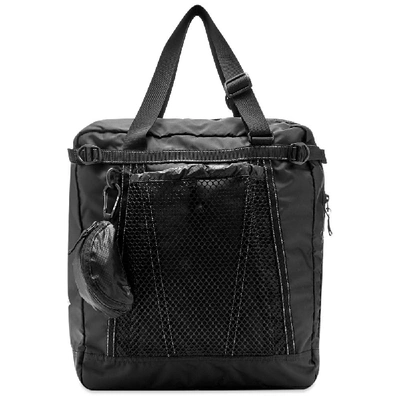 And Wander 25l Tote In Black