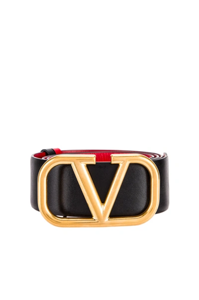 Valentino Garavani Logo Belt In Nero & Rouge Pur