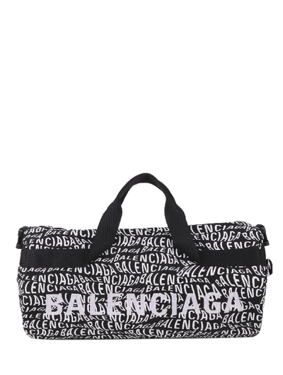 Balenciaga Logo Wheel Gym Bag In Nero/bianco