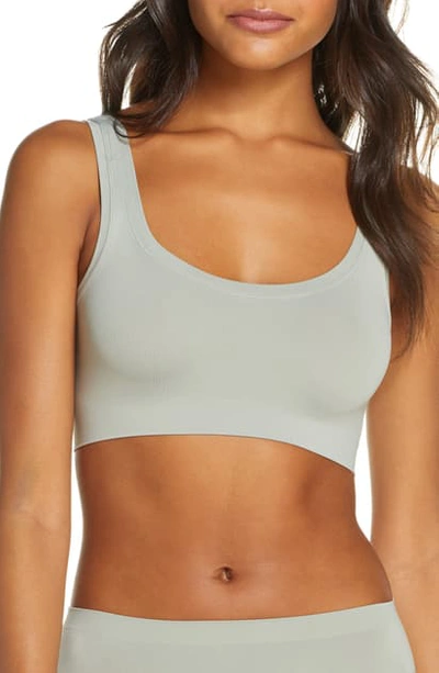 Hanro 'touch Feeling' Crop Top In Soft Pistachio