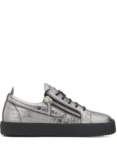 Giuseppe Zanotti Gail Low-top Sneakers In Silver