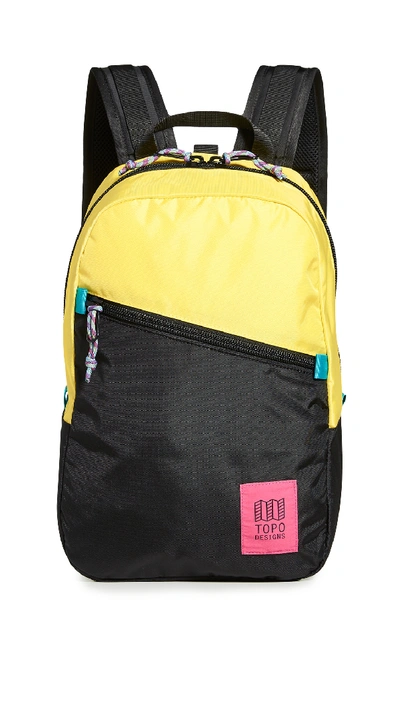 Topo Designs Light Pack In Yellow/black