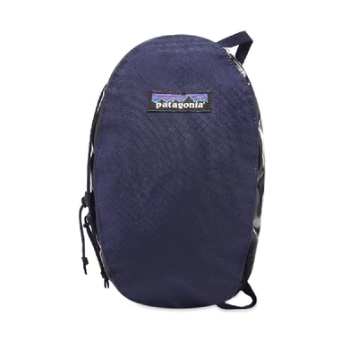 Patagonia Black Hole S Cube In Blue