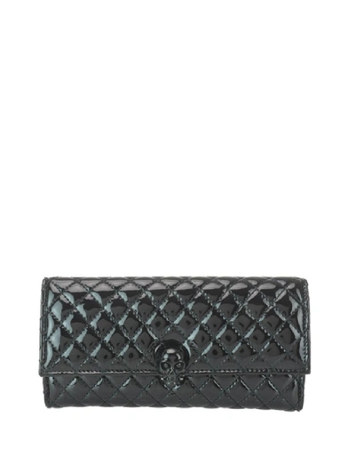 Alexander Mcqueen Quilted Patent Skull Wallet In Grey