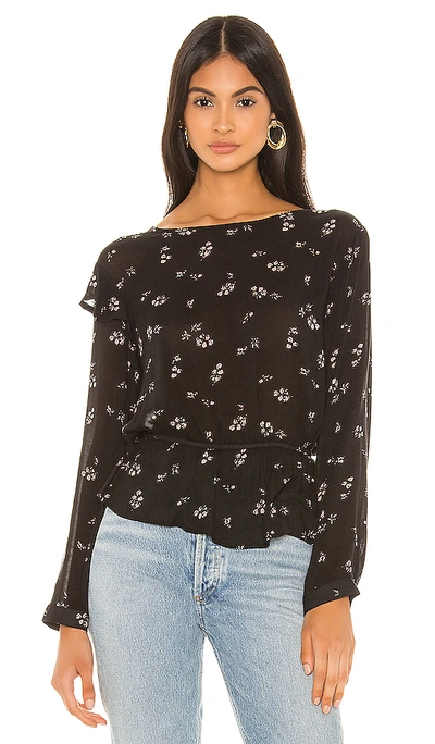 Bella Dahl Ruffle Long Sleeve Blouse In Scattered Floral