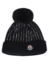 MONCLER LOGO PATCH EMBELLISHED BEANIE,11102932