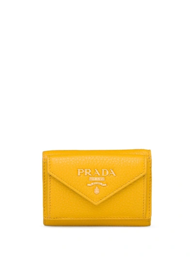 Prada Small Leather Wallet In Gelb
