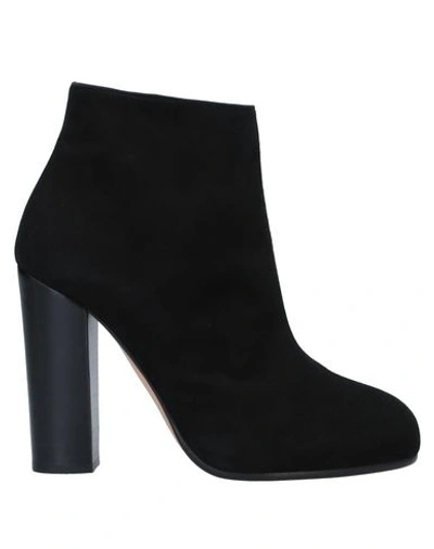 Jean-michel Cazabat Ankle Boots In Black