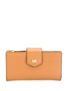 MICHAEL MICHAEL KORS TEXTURED SNAP WALLET