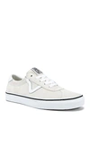 Vans Sport Low Top Sneakers In White
