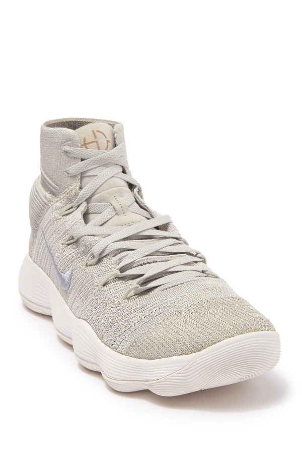 nike flyknit basketball