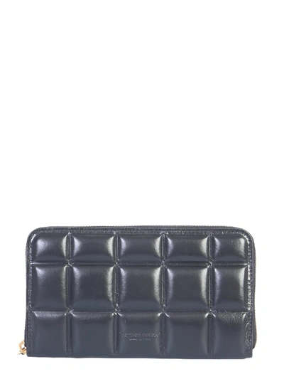 Bottega Veneta Padded Zip-up Leather Wallet In Black