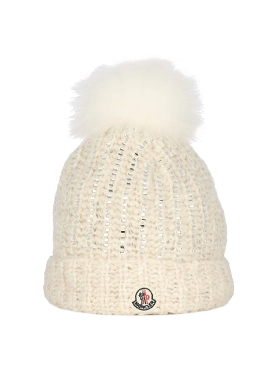 Moncler Ponpon Knit Tricot Logo/berretto Tricot In Beige