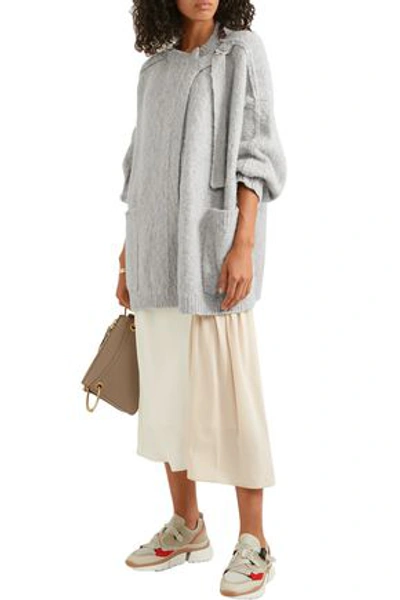 Chloé Wool And Cashmere-blend Cape In Light Gray