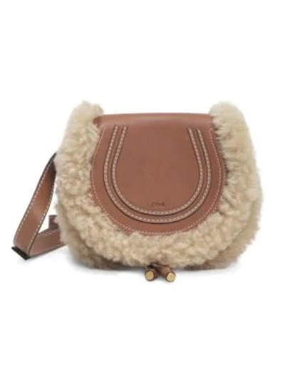 Chloé Small Marcie Shearling-trimmed Leather Saddle Bag In Caramel