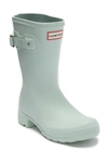 Hunter Original Tour Short Packable Rain Boot In Aqua Foam