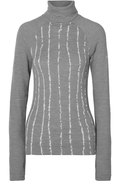 Falke Striped Wool-blend Turtleneck Top In Light Gray