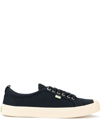 Cariuma Oca Low-top Canvas Trainers In Blue