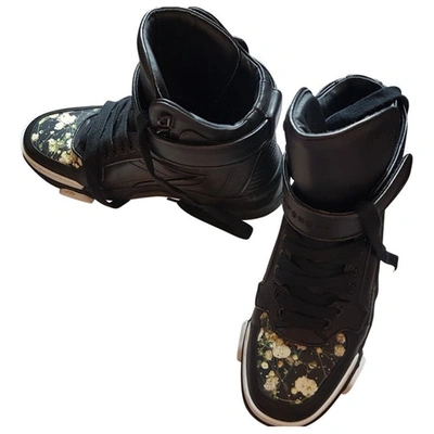 Pre-owned Givenchy Leather Trainers In Black