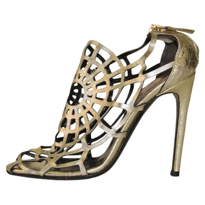 Pre-owned Roberto Cavalli Gold Leather Sandals