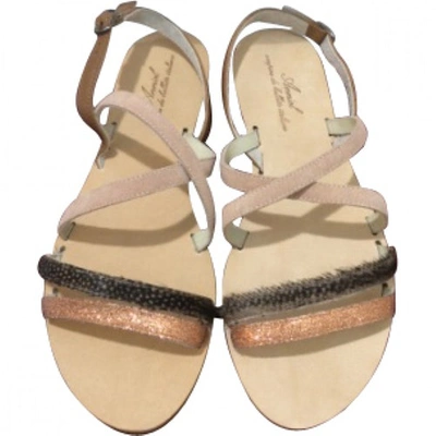 Pre-owned Anniel Beige Leather Sandals