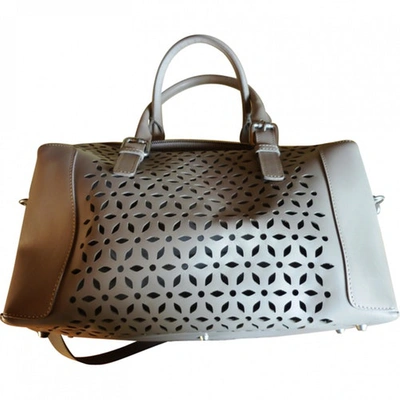 Pre-owned Gerard Darel Grey Leather Handbag