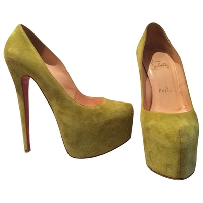 Pre-owned Christian Louboutin Green Suede Heels