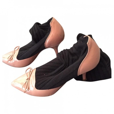 Pre-owned Valentino Garavani Pink Patent Leather Heels