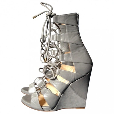 Pre-owned Bionda Castana Grey Leather Sandals