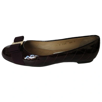 Pre-owned Ferragamo Burgundy Patent Leather Ballet Flats