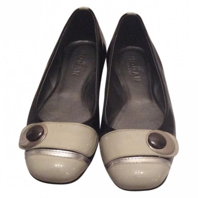 Pre-owned Hogan Flat Shoes In Black