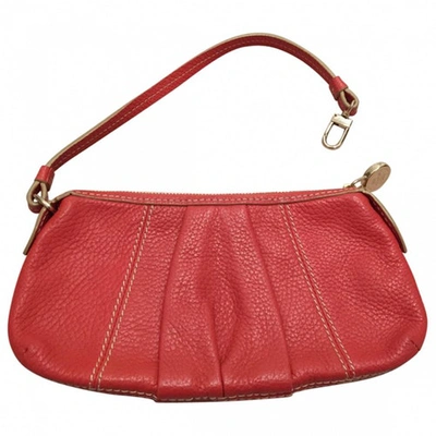 Pre-owned Lancel Coral Clutch Bag In Red
