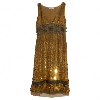 Pre-owned Prada Silk Mid-length Dress In Gold