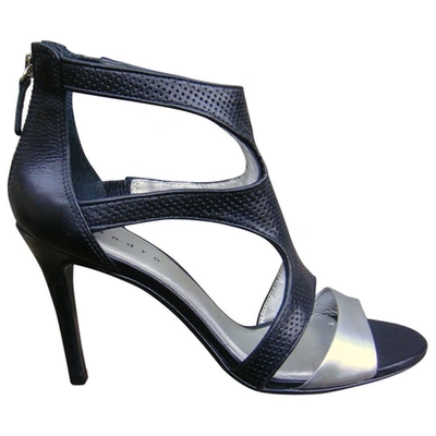 Pre-owned Sandro Leather Sandals In Black