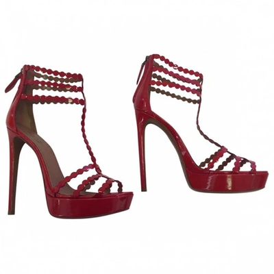 Pre-owned Alaïa Patent Leather Sandal In Red