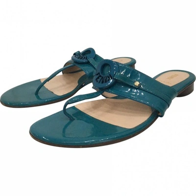 Pre-owned Fendi Patent Leather Flip Flops In Blue