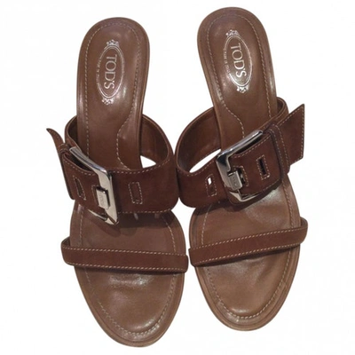 Pre-owned Tod's Mules & Clogs In Camel