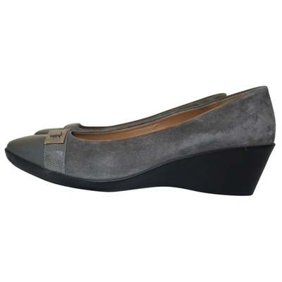 Pre-owned Geox Grey Suede Ballet Flats