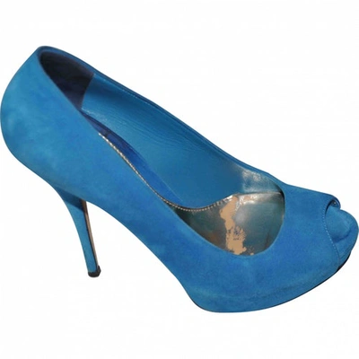 Pre-owned Gucci Leather Pumps In Blue