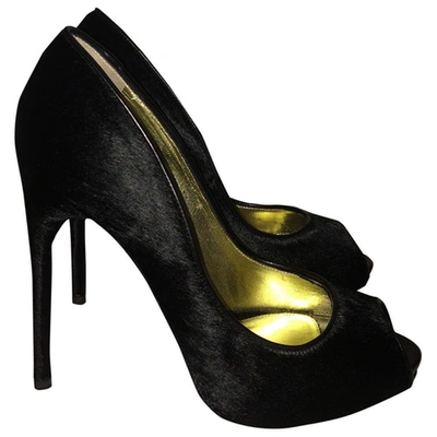Pre-owned Tom Ford Pony-style Calfskin Heels In Black