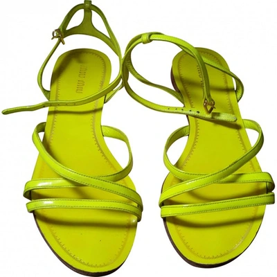 Pre-owned Miu Miu Leather Sandals In Green